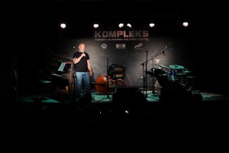 Avstrijsko - ameriška zasedba v Kompleksu  (10)